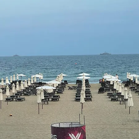 Gia Waterfront Апартаменты *