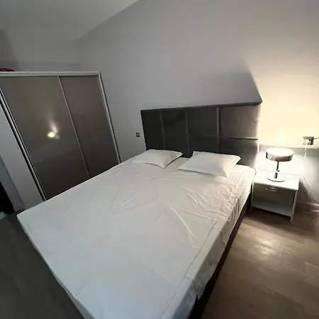 Appartement Gia Waterfront *